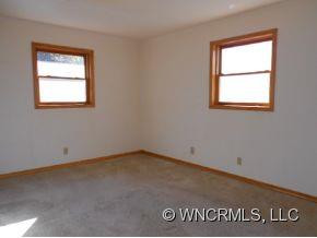 924 N Lakeside Drive - Photo 8