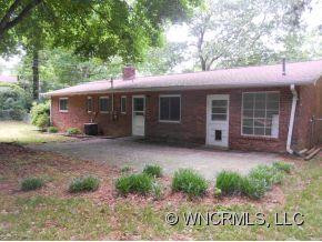 214 Lyndale Road - Photo 2