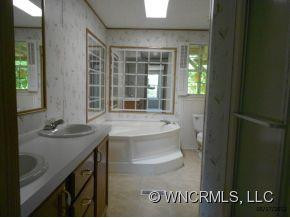 40 Briarwood Drive - Photo 10