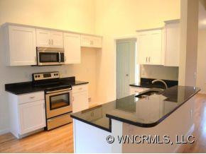 89 WEAVER VILLAGE WAY - Photo 3