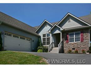 39 AMARETTO DRIVE - Photo 2