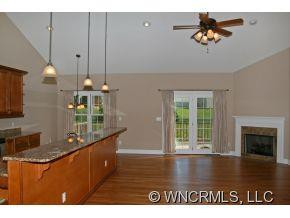 39 AMARETTO DRIVE - Photo 3