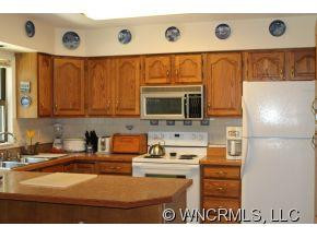 720 Salisbury Road - Photo 5