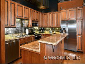 19 PATTON AVENUE #305 - Photo 5