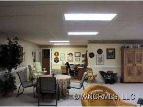 320 E. Shay Circle - Photo 18