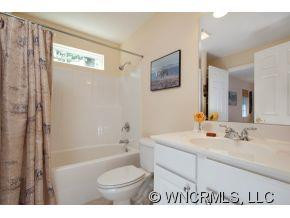 34 Victoria Park Drive - Photo 16