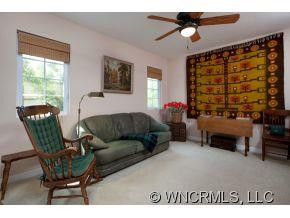 34 Victoria Park Drive - Photo 17
