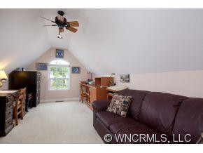 34 Victoria Park Drive - Photo 19