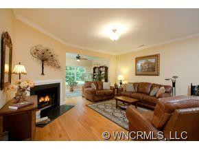 34 Victoria Park Drive - Photo 3