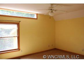 411 Rhododendron Dr. - Photo 2