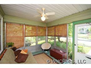 218 Sulphur Springs Road - Photo 2