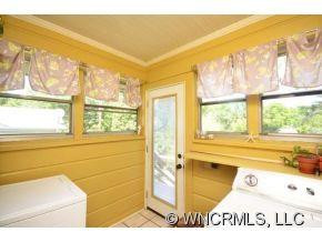218 Sulphur Springs Road - Photo 10