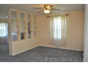 106 Albert Drive - Photo 2