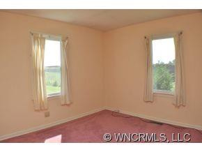 106 Albert Drive - Photo 7