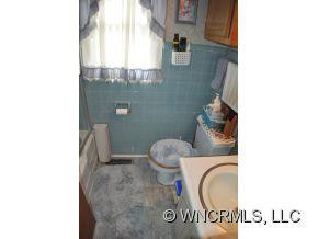 106 Albert Drive - Photo 10