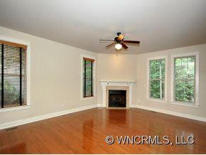 9 HOOLET CT. - Photo 2