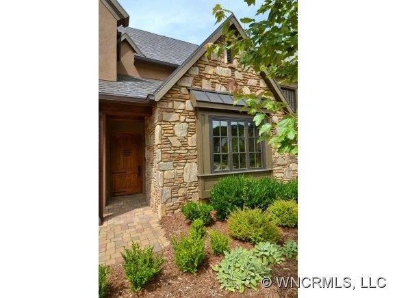 22 Village Oak Drive