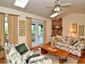 188 MOUNTAIN VALLEY DRIVE - Photo 5