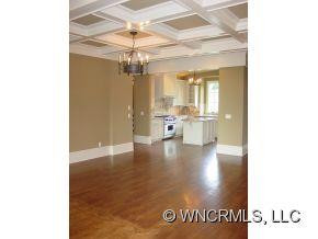 28 Village Oak Drive - Photo 5