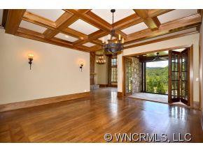 32 Village Oak Drive - Photo 5