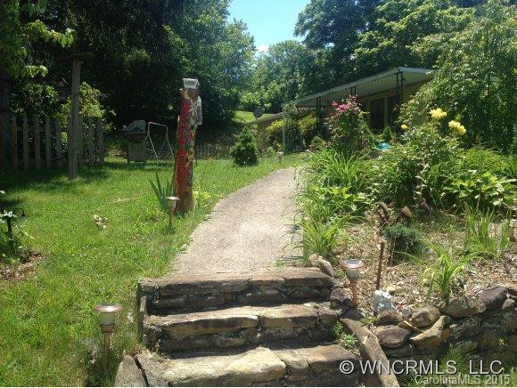 34 Parkwood Avenue - Photo 2