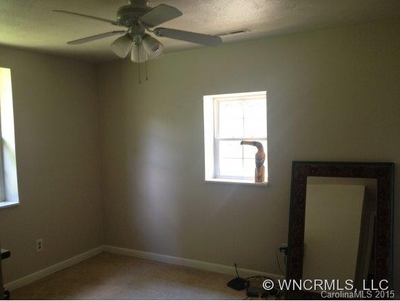 34 Parkwood Avenue - Photo 12