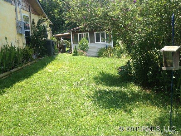 34 Parkwood Avenue - Photo 16