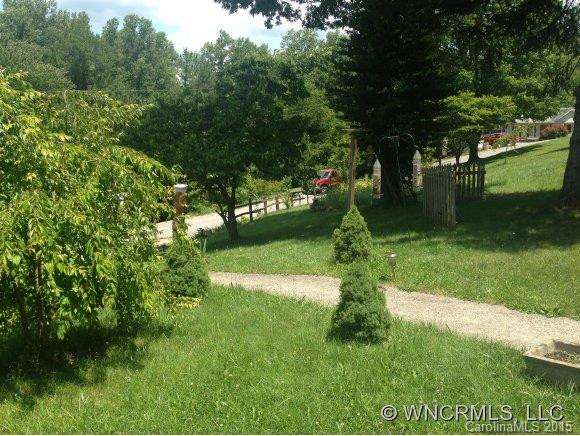 34 Parkwood Avenue - Photo 4