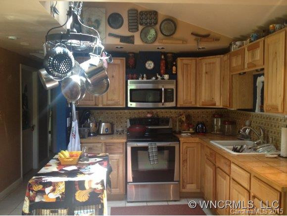 34 Parkwood Avenue - Photo 9