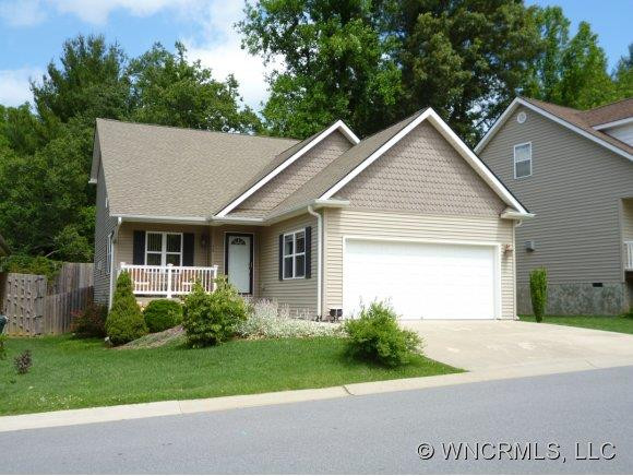 18 Woodcreek Circle
