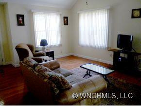 18 Woodcreek Circle - Photo 4