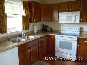 18 Woodcreek Circle - Photo 8