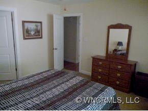 18 Woodcreek Circle - Photo 10