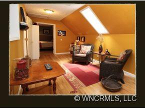 145 Crestview Drive - Photo 14