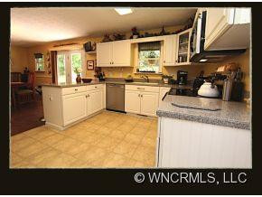 145 Crestview Drive - Photo 4