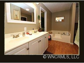 145 Crestview Drive - Photo 9
