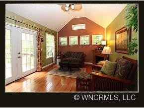145 Crestview Drive - Photo 10