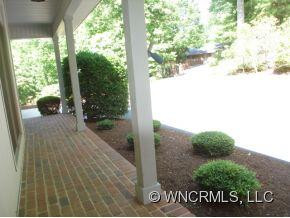 409 Claremont Drive - Photo 14