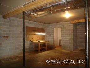 409 Claremont Drive - Photo 16