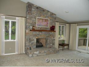 4 Governors Way - Photo 4