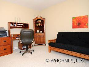 235 Woodland Court - Photo 14