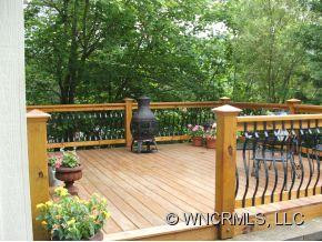 235 Woodland Court - Photo 17