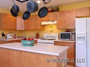 235 Woodland Court - Photo 5