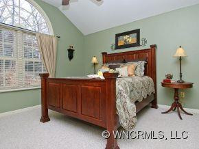 235 Woodland Court - Photo 7