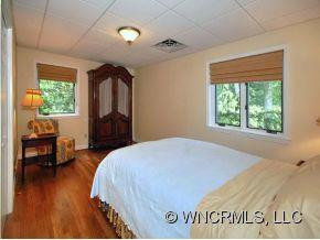 390 Windsor Road - Photo 16