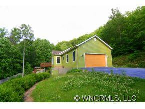 105 Kilt Lane - Photo 2