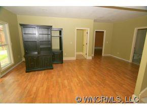 105 Kilt Lane - Photo 7