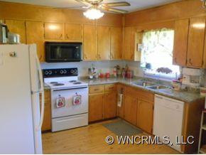 165 TARHEEL DRIVE - Photo 11