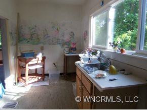 213 Spring Street - Photo 6