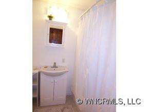 213 Spring Street - Photo 9